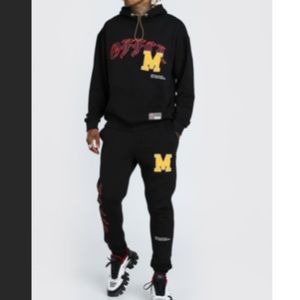 Mens Graphic Tracksuit size M